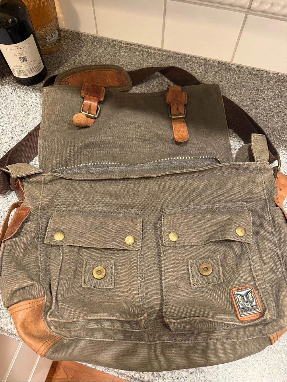 N/A durable brown